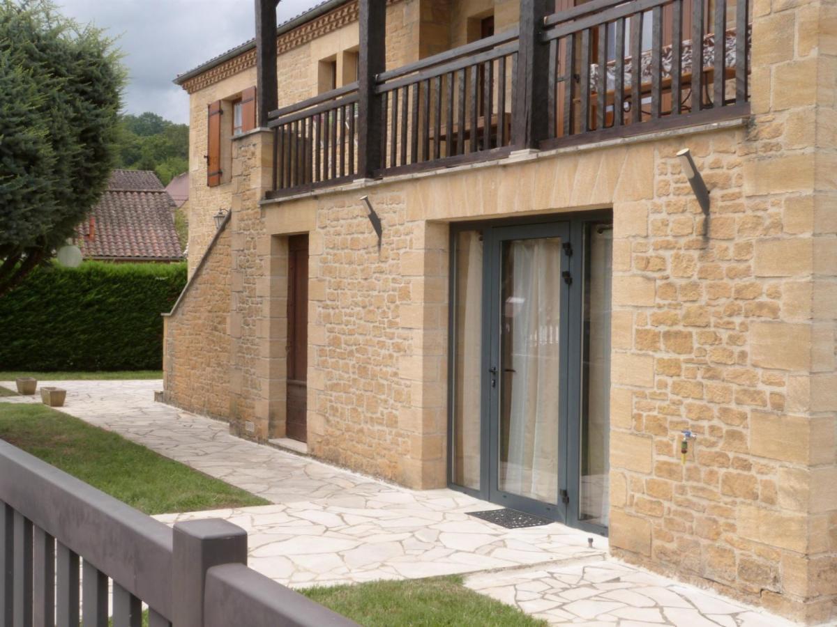 Logement Spacieux Rez-De-Chaussee, Jardin, Stationnement Devant, A 5 Minutes A Pied Du Centre De Sarlat Villa Ngoại thất bức ảnh